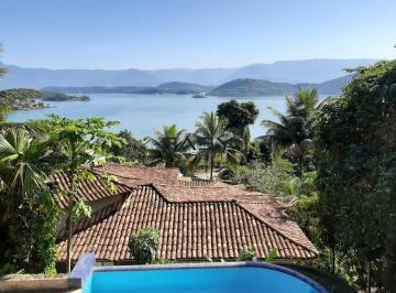 Casa · 4 Quartos · 4 Vagas · Excelente casa com vista para o Mar em Angra do Reis-RJ