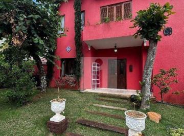 ccf41d2c1502399a8f2bb89c0400af32585d6cb1 · Casa com 5 quartos para alugar no Swiss Park em Campinas.