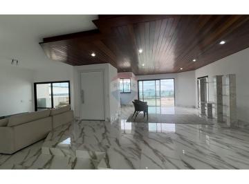 Apartamento · 424m² · 4 Quartos · 3 Vagas · Cobertura a venda na praia da Enseada - Guarujá-SP