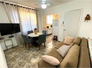 Apartamento · 43m² · 1 Quarto · 1 Vaga · Apartamento a venda no Guarujá à 50 metros da Praia do Tombo.