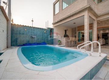 Casa · 232m² · 4 Quartos · 1 Vaga · Casa Moderna no Trevo de Búzios
