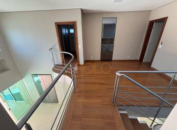 283f477ec04975674f006c721940346abde11476 · Casa para venda ou aluguel no Condomínio Gávea Hil II em Uberlândia/MG