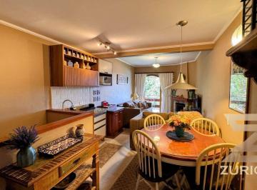 9b4ef0d45f7585635345bf5d860d33e225594107 · Apartamento com 1 dormitório à venda, 57 m² por R$ 625.000,00 - Alto Do Capivari - Campos do Jordão/
