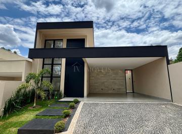 Casa de 3 quartos, Águas Claras · Casa Arniqueiras - 3 suítes - Piscina -  Espaço Gourmet
