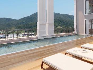 Apartamento de 2 quartos, Porto Belo · Apartamento à venda 2 Suítes, 2 Vagas, Porto Belo, Perequê, SC