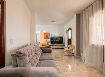 Casa · 395m² · 5 Quartos · 4 Vagas · Casa de 5 quartos 1 Suíte 3 Banhos 4 Vagas - Buritis