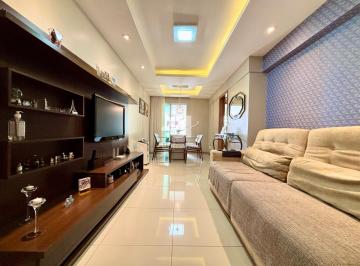 Sala de estar · Apartamento mobiliado na Rua Santo Antônio – pronto para morar!