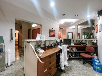 Casa · 320m² · 2 Vagas · Casa Comercial à venda, 2 vagas, Centro - Piracicaba/SP
