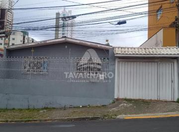 Casa · 124m² · 3 Quartos · 1 Vaga · Residência com 03 Dormitórios no Centro!