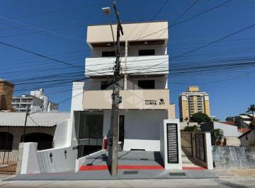 Apartamento · 29m² · 1 Quarto · 1 Vaga · Apartamento 1 quarto semi mobiliado 29m² para locação em Barreiros, São José!