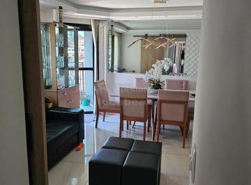 Apartamento · 120m² · 3 Quartos · 2 Vagas · Apartamento á venda localizado em São Paulo com armários planejados e condomínio completo.