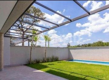Casa · 465m² · 4 Quartos · 4 Vagas · Casa de condomínio nova com armários e piscina Alto da Boa Vista !
