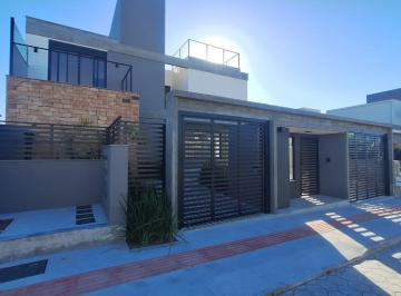 Casa · 115m² · 3 Quartos · 1 Vaga · Casa em Loteamento Longarone