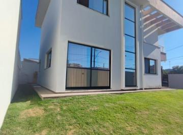 Casa · 292m² · 3 Quartos · 1 Vaga · Casa Sozinha no Terreno - Semimobiliada em Palhoça/SC