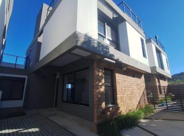 Casa · 115m² · 3 Quartos · 1 Vaga · Casa em Loteamento Longarone