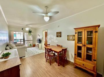 Apartamento · 72m² · 2 Quartos · 1 Vaga · Apartamento de 2 dormitórios c/ sacada de frente com churrasqueira, mobiliado e com box/vaga de gara
