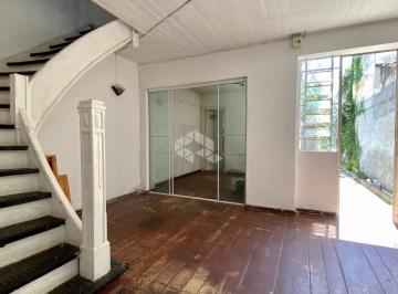 Casa · 140m² · 3 Quartos · Casa de 140m² com 3 dormitórios no bairro Floresta.