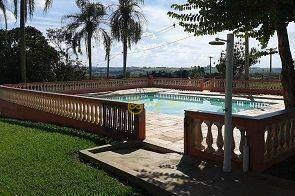 1bfb3aecf1aeec0447e991daf597e84741cf1dee · Chácara Residencial com 3 Quartos, sendo 1 Suíte à venda, 1000 m² por R$ 480.000 - Condomínio Villag
