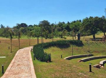 333536efdddbe9fde8d375152235342abc12e2ec · Excelente terreno no Condomínio Applausi  Villaggio Engordadouro, com excelente localização!