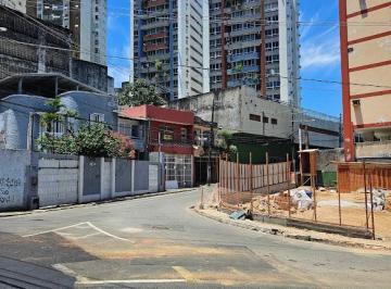 Casa de 4 quartos, Salvador · Casa 4/4 No Campo Grande Varanda Duas Vagas de Garagens Oportunidade Única !