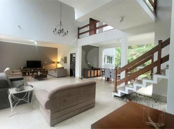 Casa · 369m² · 5 Quartos · 4 Vagas · Condomínio com 5 quartos à venda em Cumbari - SP