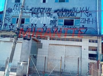 e4991eb5beabcda6ffa683d0ecd78aa5.jpg · Comercial de 2200m²