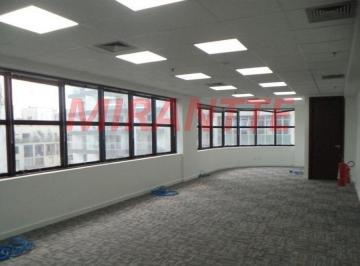 b38bdcf9b5d9f82032a666d867639e9b.jpg · Conjunto comercial de 376.56m²