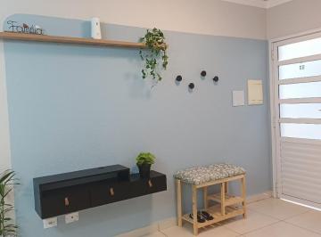Casa · 55m² · 2 Quartos · 1 Vaga · Apartamento à venda em Jardim Lourdes com 55 m², 2 quartos, 1 vaga