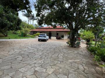 Casa de 5 quartos, Águas Claras · Casa em lote de 1.000m², 05 suítes e vista privilegiada!