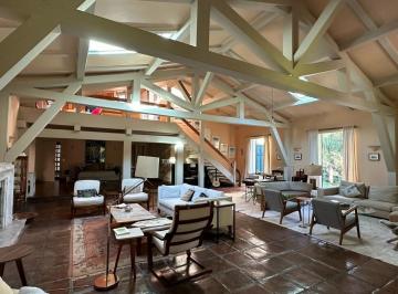 Casa · 880m² · 5 Quartos · 6 Vagas · Casa em Condomínio de 880 m², 5 quartos em Chácara Flora, São Paulo