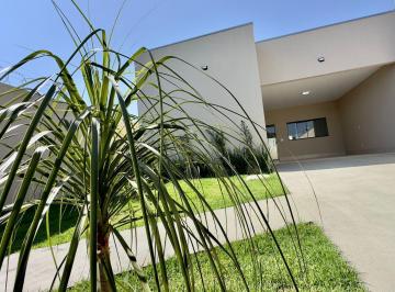 Casa de 3 quartos, Caldas Novas · Casa com 03 quartos a venda setor reserva ville em Caldas Novas GO