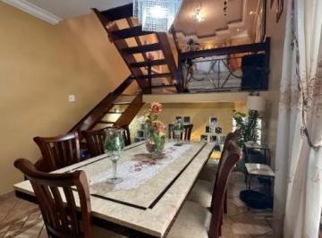 Casa · 220m² · 4 Quartos · 4 Vagas · Sobrado de 220 m², 4 quartos em Jardim Santa Clara, Guarulhos