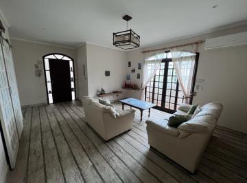 Apartamento · 115m² · 3 Quartos · 2 Vagas · Apartamento à venda em Maitinga com 115 m², 3 quartos, 2 vagas