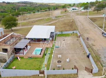 Casa de 3 quartos, Sairé · Casa de condomínio com 03 quartos à venda em Sairé/PE!