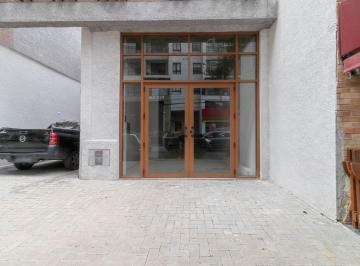 Comercial · 179m² · 3 Quartos · 1 Vaga · Loja na Rua Ministro Ferreira Alves, N. 310 - Loja 2 • 179 m²