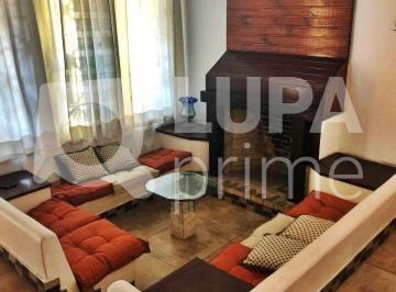 Casa · 204m² · 3 Quartos · 4 Vagas · CASA COM 3 QUARTOS E 4 VAGAS DE GARAGEM À VENDA NO JARDIM GUANÇA