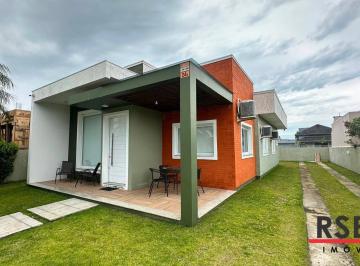 e751cd9bad574614e0ab38cc79166097d091184e · Casa com 3 dormitórios à venda, 93 m² por R$ 790.000 - Bellatorres - Passo de Torres/SC