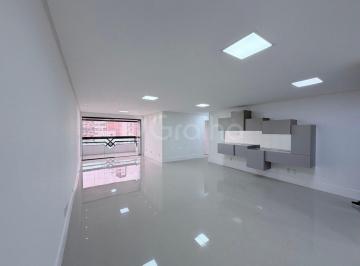 3 · Apartamento de 168m² com 3 quartos sendo 2 suítes na Beiramar