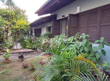 1000120615 · Casa com jardim na Carvoeira, próximo a UFSC