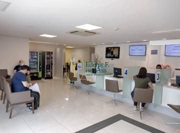 Comercial · 1702m² · 20 Vagas · Prédio Comercical em Moema!! 1700m² Com Estacionamento!!  30 salas