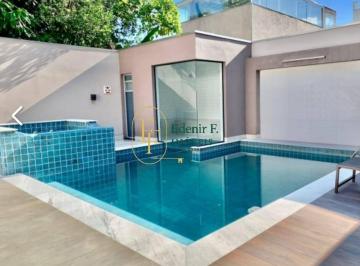 Casa · 317m² · 4 Quartos · 4 Vagas · Sobrado Com 317M² À Venda No Condomínio Mar Verde Em Caraguatatuba!!