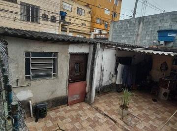 Casa · 140m² · 2 Quartos · Jardim São luis 4 casas no terreno a 100 metros do Centro Empresarial