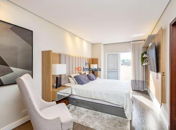 0d417abfdb81e8d16ce054ff2b86b83d1332c8ff · Sobrado alto padrão com 4 quartos, área gourmet com churrasqueira, 3 vagas no Bom Retiro - Curitiba/