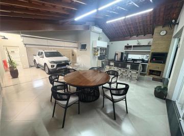 Casa · 161m² · 3 Quartos · 3 Vagas · Casa com 3 quartos à venda em Cidade alta - SP