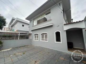 Foto 01 · Excelente Oportunidade de Locação: Casa com 3 Quartos e 1 Suíte no Embaré, Santos-SP!