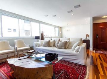 Apartamento · 200m² · 3 Quartos · 2 Vagas · Apartamento Charmoso no Itaim Bibi