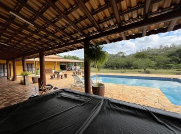 Rural de 4 quartos, Arujá · R- CHACARA PROXIMO AO CENTRO DE ARUJA COM LAGO NASCENTE