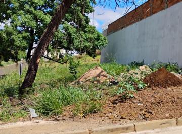 Terreno , Uberlândia · terreno 300 metros, esquina BairrroVigilato pereira Uberlandia