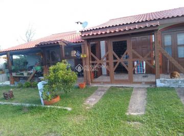 761204_i843z39t4553f26Dg_761204690f835cb4672.jpg · Balneário Pinhal Casa com 4 dormitórios a uma quadra do mar.