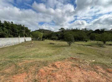 Rural de 4 quartos, Santa Isabel · R- LOCAL COM LAGO NASCENTE AREA AMPLA PRÓXIMO A ARUJA EM SANTA ISABEL
